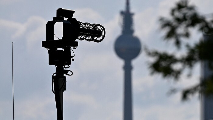 Ein Störsender der Polizei in der Nähe des Reichstages in Berlin