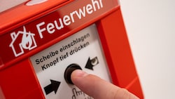 Ein Fehlalarm kann teuer werden. (Bild: Werner Kerschbaummayr)