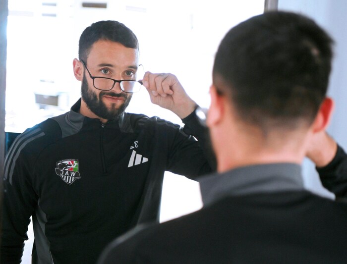 Pink no longer needs his glasses. . .