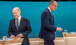 Kanzler Olaf Scholz (SPD) und sein Herausforderer Friedrich Merz (CDU) beim TV-Duell