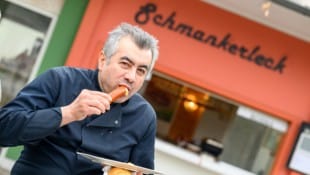 Ahmet Öztürk ist leidenschaftlicher Besitzer des Schmankerlecks am Linzer Südbahnhofmarkt. ...