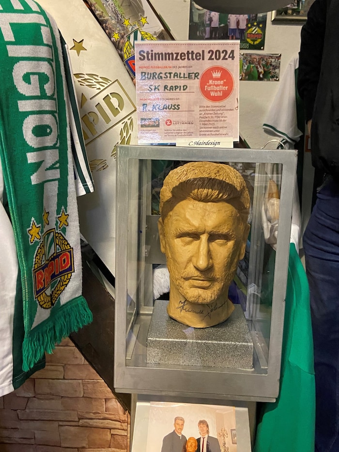 A special treasure: a bust of Hans Krankl.
