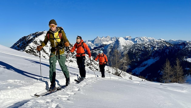 Christoph Thurner, Michael Butschek und Anna Heuberger am Weg zum Tagweidegg. (Bild: Maximilian Kronberger)