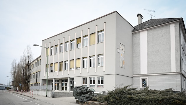 The after-school care center housed in the Pernau elementary school will close this summer (Bild: Markus Wenzel)