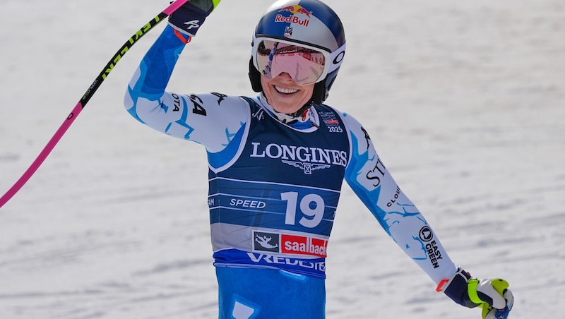 Lindsey Vonn konnte trotzdem lächeln. (Bild: AP)