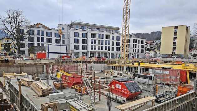 Seit 2023 wird das Vier-Sterne-Hotel Grand Elisabeth in Bad Ischl gebaut. Am 24. April wird es offiziell eröffnet. (Bild: Marion Hörmandinger)