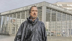 Die deutsch-französische Produktion „Das Licht“ mit Lars Eidinger eröffnet am Donnerstag die Berlinale. Am Programm stehen auch viele österreichische Produktionen. (Bild: X Verleih AG)