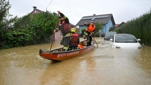 Die Flut dominierte die Jahresbilanz der blau- gelben Wehren: Jeder vierte der 107.759 Einsätze ...