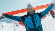 Benjamin Lengger strahlt über seine erste Medaille.