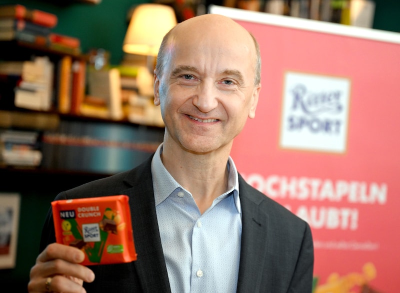 Ritter Sport-Österreich-Chef Wolfgang Stöhr: „Sind klarer Marktführer bei veganer Schokolade“. (Bild: APA/ROLAND SCHLAGER / APA / picturedesk.com)