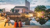 Chemnitz zeigt sich als weltoffene Kulturstadt.