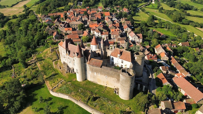 Châteauneuf (Bild: stock.adobe.com/clemMTravel - stock.adobe.com)