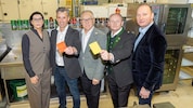 Gäste bewirten statt Büroarbeit: Branchenvertreter und Wirte rund um Spartenobmann Johann ...
