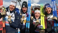 Emilien Jacquelin, Eric Perrot, Lou Jeanmonnot, Julia Simon (Bild: APA/AFP/FRANCK FIFE)