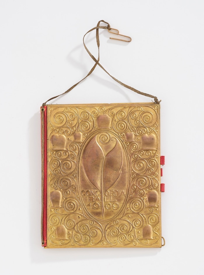 Ballspende des Balls der Stadt Wien, entworfen von Kolo Moser, 1901