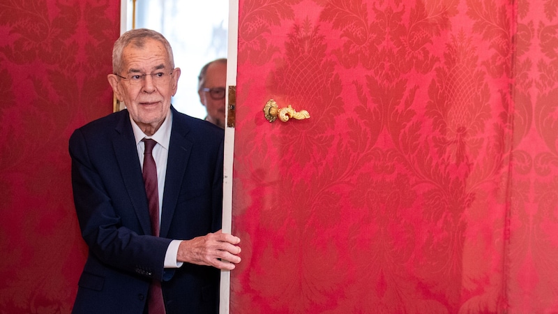 Federal President Alexander Van der Bellen once again invites the party leaders to talks. (Bild: GEORG HOCHMUTH / APA / picturedesk.com)