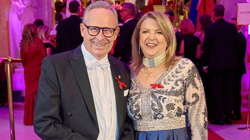 Karl Mahrer mit seiner Frau Christine am Ball der Wiener Wirtschaft in der Hofburg. (Bild: Tuma Alexander/Starpix / A. Tuma)