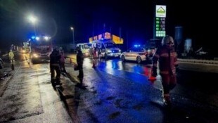Bei der Unfallstelle in Bergheim war der Löschzug Lengfelden im Einsatz.