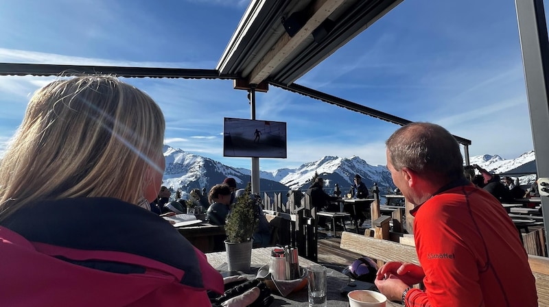 Die Fans auf der Hütte mussten schmerzhaft miterleben,... (Bild: JHK)