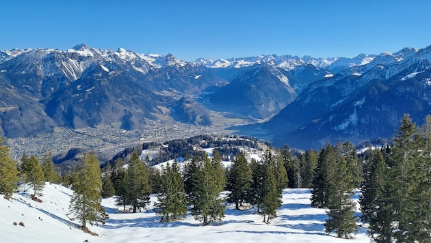 What's more, there are always fantastic views of the imposing mountain world. (Bild: Bergauer Rubina)