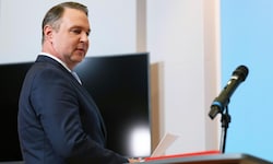 SPÖ-Obmann Andreas Babler will nun rasch stabile Mehrheiten im Parlament suchen.