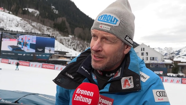 Women's head coach Roland Assinger (Bild: Krone.tv)