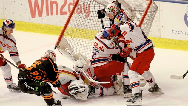 It was intense in Graz recently - the Bulls won 4:1 (Bild: GEPA/GEPA pictures)