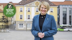 Andrea Winkelmeier ist seit 2023 Bürgermeisterin von Bruck.  (Bild: Krone KREATIV/Jürgen Fuchs)