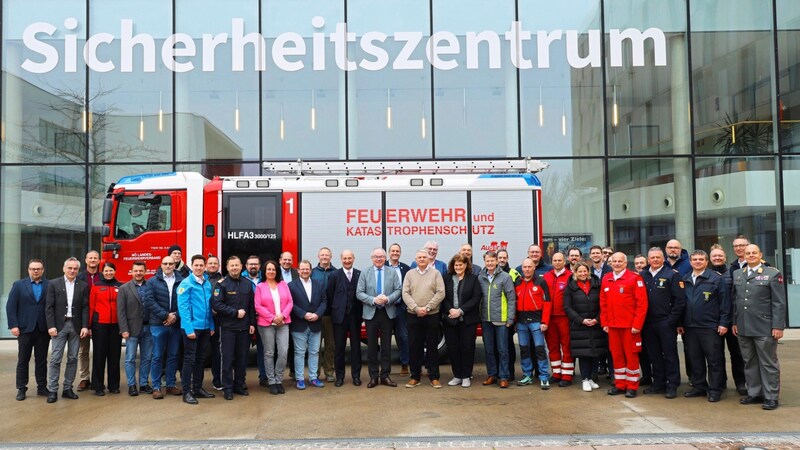 Viele Führungskräfte aus unterschiedlichen Organisationen und Bereichen waren in Tulln vor Ort. (Bild: NLK Filzwieser)