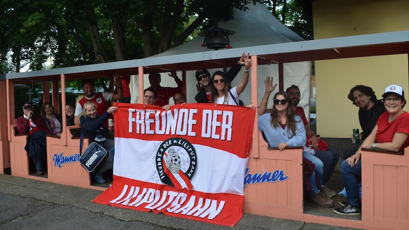 Die Freunde der Liliputbahn träumen schon von der Fußball-WM 2026. (Bild: Freunde der Liliputbahn)