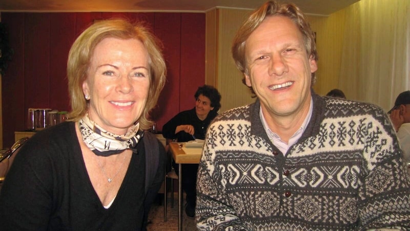 Hönigmann mit  Anni-Frid Lyngstad von Abba. (Bild: Tono Hönigmann)