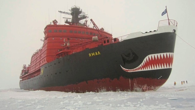 The nuclear icebreaker Jamal has 75,000 horsepower. (Bild: Tono Hönigmann)