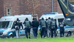 Bei einer Razzia gegen die rechtsextreme Gruppe „Sächsische Separatisten“ (im Bild ein ...
