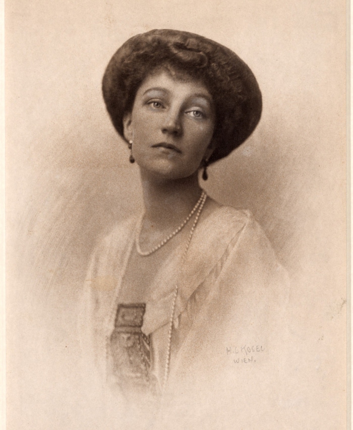 Elisabeth als erwachsene Frau