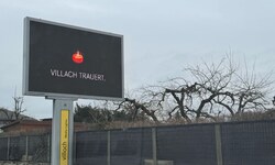 Villach erinnert mahnend am Tag nach dem Amoklauf an das, was am Samstagnachmittag passiert ist.