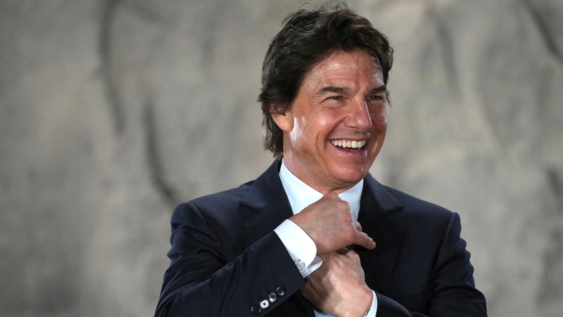 Für seine neue Liebe ist Tom Cruise nichts zu teuer! (Bild: Kin Cheung / AP / picturedesk.com)