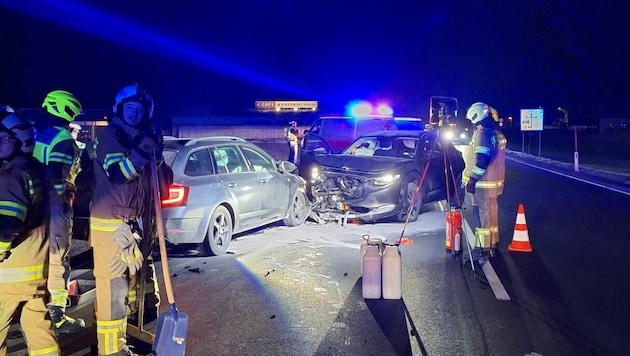 Auf der B311 kam es zum Unfall. (Bild: Feuerwehr St. Martin bei Lofer)