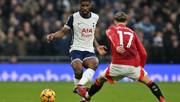 Kevin Danso gewinnt mit Tottenham gegen Manchester United … (Bild: AFP or licensors)