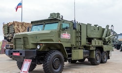 Ein TOS-2 bei einer Militärausstellung