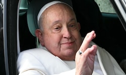 Papst Franziskus besucht am Gründonnerstag Häftlinge in Rom.