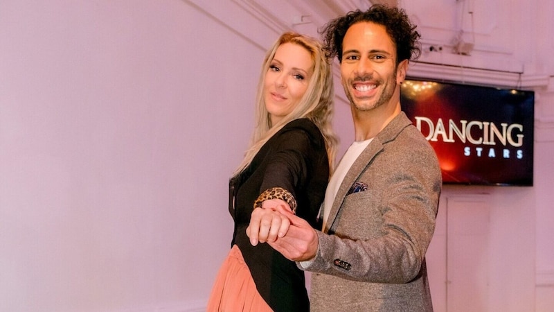 Simone Lugner dances with Danilo Campisi on "Dancing Stars" - and has ambitious plans. (Bild: ORF/Hans Leitner)