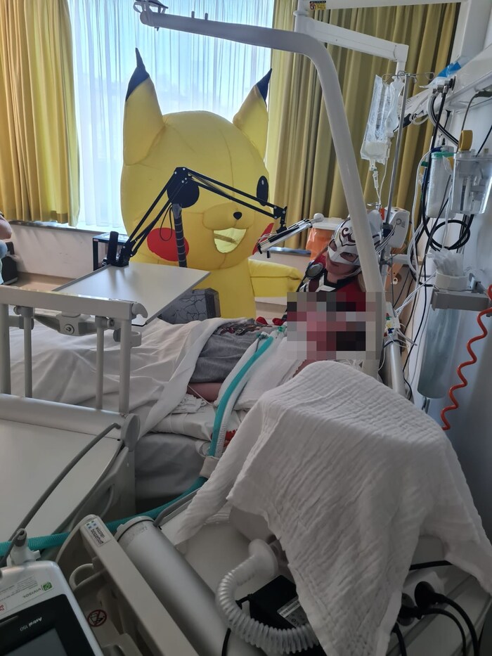 Krankenhausbesuche werden ehrenamtlich von den Cosplay-Vereinsmitgliedern durchgeführt.