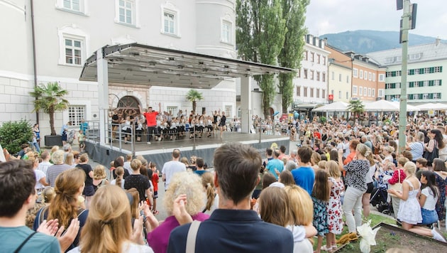 So that young bands can fill large stages in future (as here at Moonlight Shopping), three rehearsal rooms are available in Lienz. (Bild: Stadt Lienz/Brunner Images)