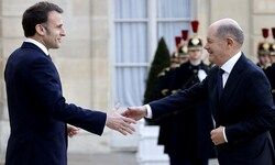 Frankreichs Präsident Emmanuel Macron empfing unter anderem den deutschen Bundeskanzler Olaf ...