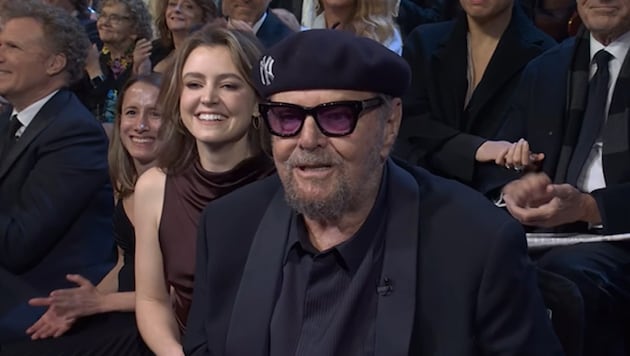 Jack Nicholson war bei der Jubiläums-Show von „Saturday Night Live“ zu Gast. (Bild: instagram.com/nbcsnl)