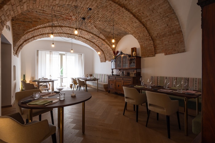im Restaurant Aurum erwarten Sie im Boutique Hotel „Zum Goldenen Hirschen“ kulinarische ...