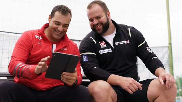 Discus star Lukas Weißhaidinger (r.) and coach Gregor Högler (Bild: GEPA pictures)