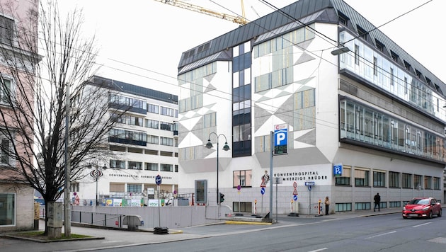 The hospital of the Order of the Brothers of Mercy in Linz treats more than 100,000 patients every year. (Bild: Horst Einöder/Flashpictures)