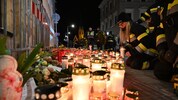 Mehr als 4000 Menschen trauerten beim Marsch in Villach um den getöteten 14-Jährigen.