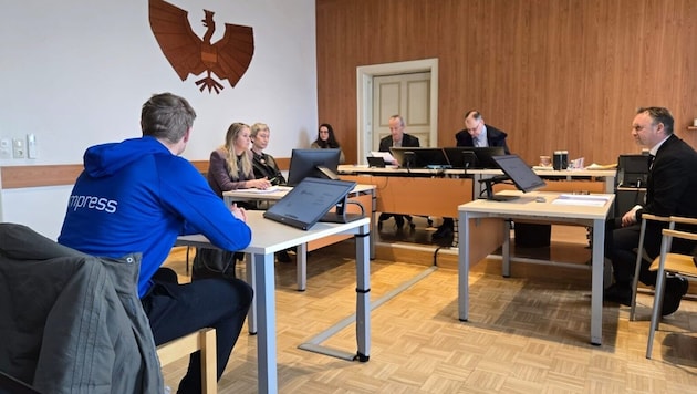 Hinteregger in front of Judge Jannach at Völkermarkt District Court. (Bild: Claudio Trevisan)